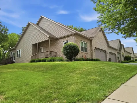 1676 Overlook Drive Dixon IL 61021