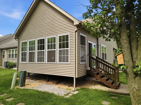 1676 Overlook Drive Dixon IL 61021