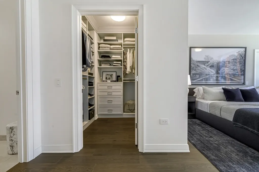 211 North Harbor Drive Chicago IL 60601