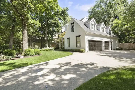 7541 Bittersweet Drive Gurnee IL 60031