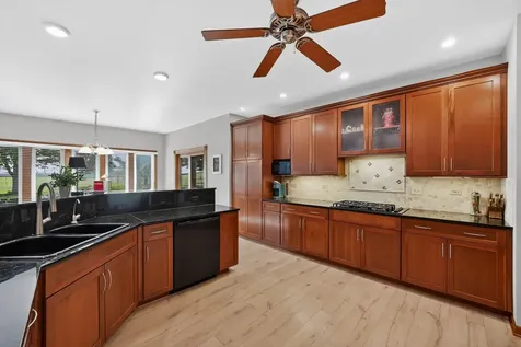 23401 Lucas Road Dekalb IL 60115