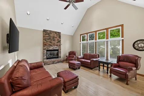 23401 Lucas Road Dekalb IL 60115