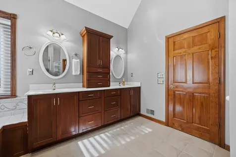 23401 Lucas Road Dekalb IL 60115