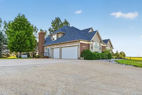 23401 Lucas Road Dekalb IL 60115