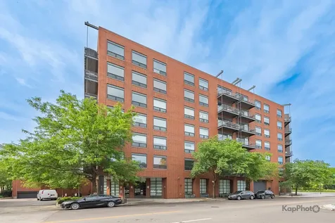 859 West Erie Street Chicago IL 60642