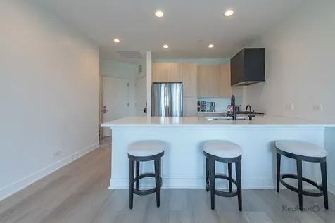 859 West Erie Street Chicago IL 60642