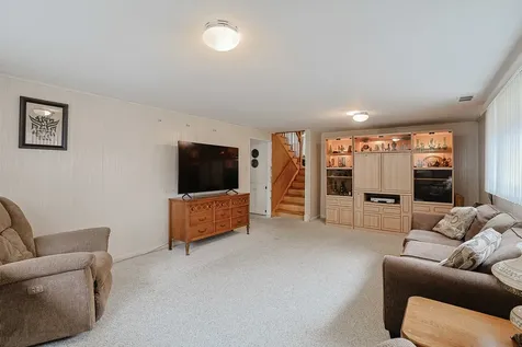 5505 Keeney Street Morton Grove IL 60053