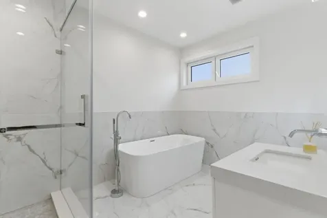 6227 D South Ellis Avenue Chicago IL 60637