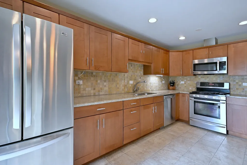 2350 North Sayre Avenue Chicago IL 60707