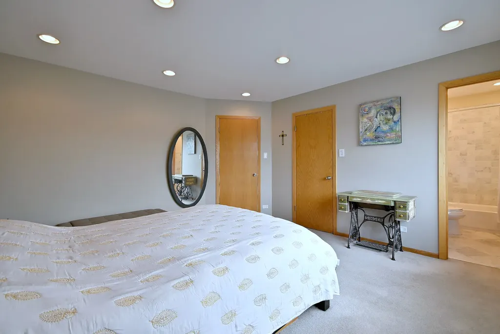 2350 North Sayre Avenue Chicago IL 60707