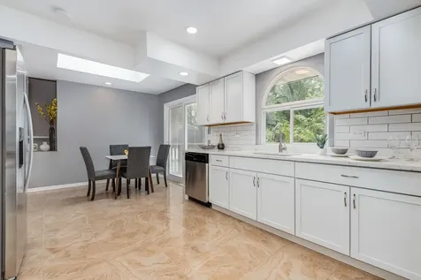 1034 Pine Avenue Olympia Fields IL 60461