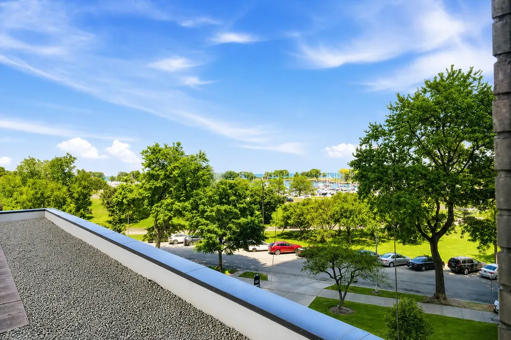 3150 North Lake Shore Drive Chicago IL 60657