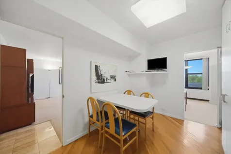 3150 North Lake Shore Drive Chicago IL 60657