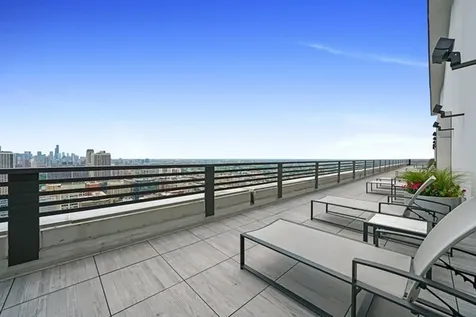 3150 North Lake Shore Drive Chicago IL 60657