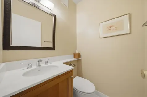 3150 North Lake Shore Drive Chicago IL 60657