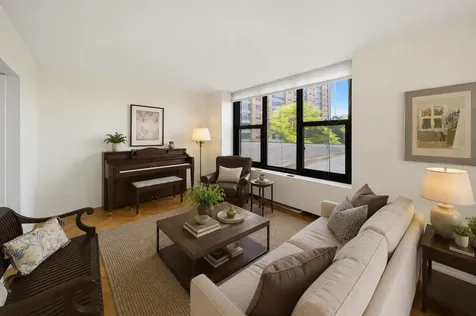 3150 North Lake Shore Drive Chicago IL 60657