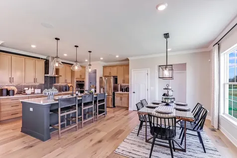 705 Pomfret Court Oswego IL 60543