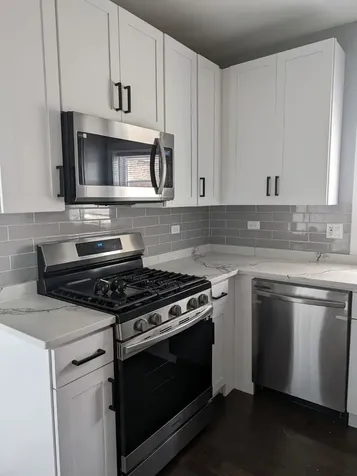 4413 North Keystone Avenue Chicago IL 60630