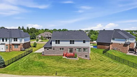 12744 Caruso Court Lemont IL 60439