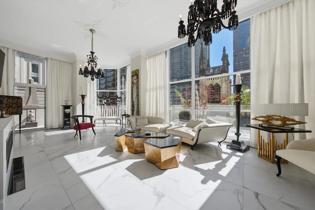 21 East Huron Street Chicago IL 60611