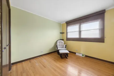 155 Ash Avenue Wood Dale IL 60191
