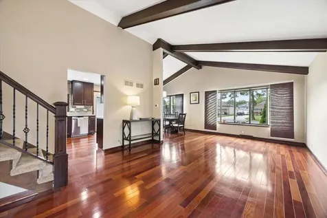 155 Ash Avenue Wood Dale IL 60191