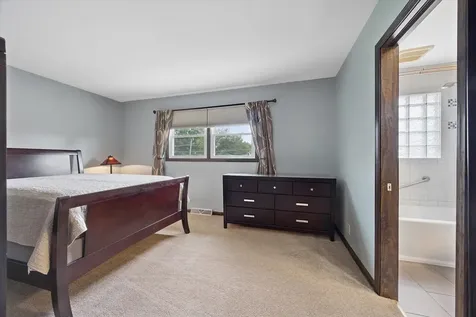 155 Ash Avenue Wood Dale IL 60191