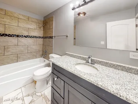 16439 Hermitage Avenue Markham IL 60428