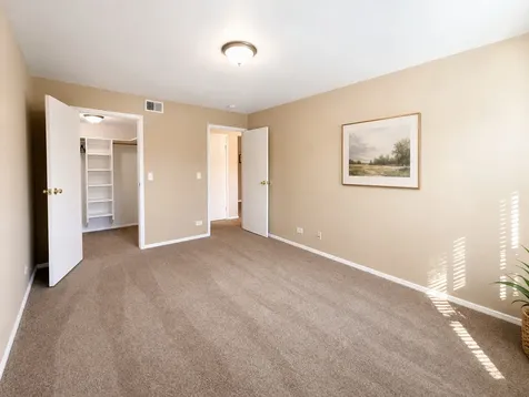 1724 Fayette Walk Hoffman Estates IL 60169