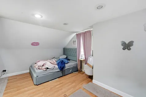3857 217TH Street Matteson IL 60443
