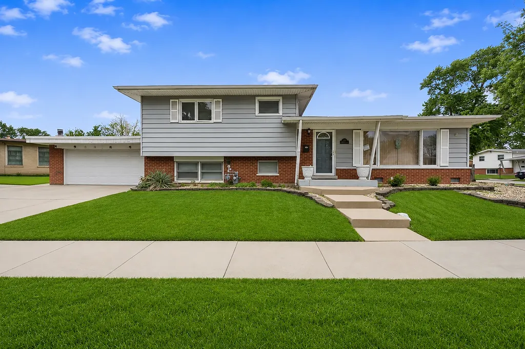 150 Terrace Drive Chicago Heights IL 60411