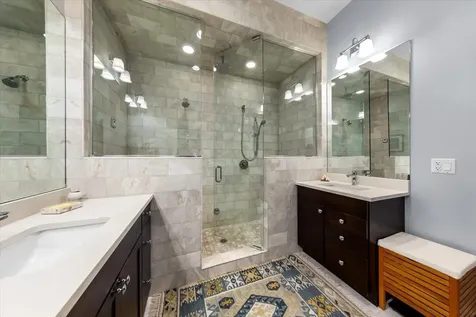 5008 North Lincoln Avenue Chicago IL 60625