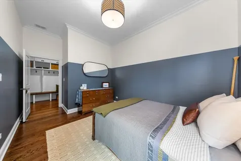 5008 North Lincoln Avenue Chicago IL 60625