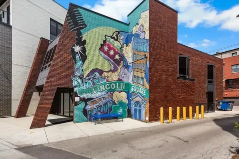 5008 North Lincoln Avenue Chicago IL 60625