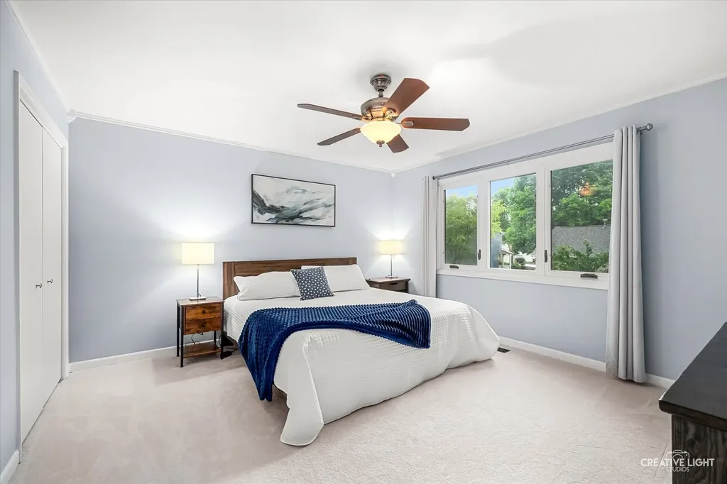 2544 Brockton Circle Naperville IL 60565