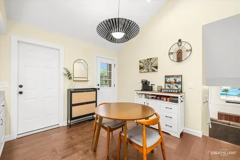 2544 Brockton Circle Naperville IL 60565