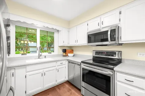 2544 Brockton Circle Naperville IL 60565