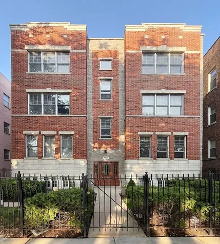4315 North Richmond Street Chicago IL 60618
