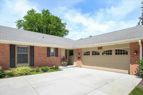 955 North Topanga Drive Palatine IL 60074