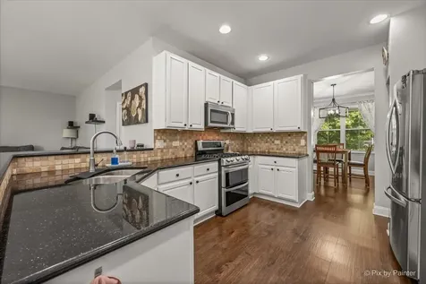 218 Foxford Drive Cary IL 60013