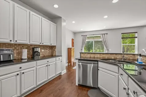 218 Foxford Drive Cary IL 60013