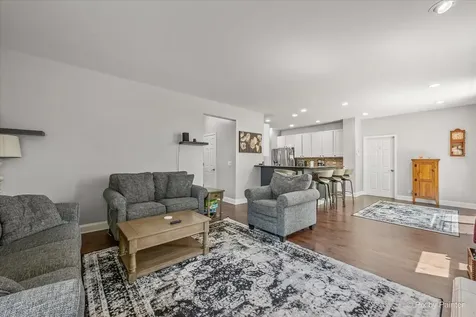 218 Foxford Drive Cary IL 60013