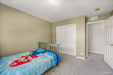 218 Foxford Drive Cary IL 60013