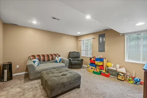 218 Foxford Drive Cary IL 60013