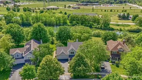 218 Foxford Drive Cary IL 60013