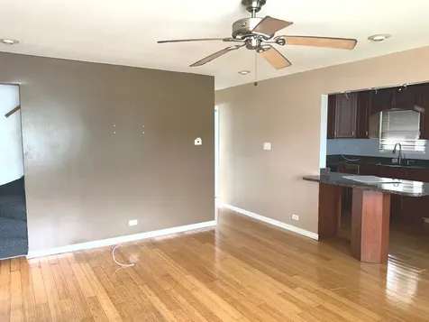 16124 Woodbridge Avenue Harvey IL 60426