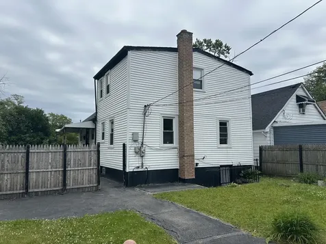 16124 Woodbridge Avenue Harvey IL 60426