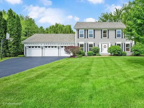 1681 Wilton Court Libertyville IL 60048