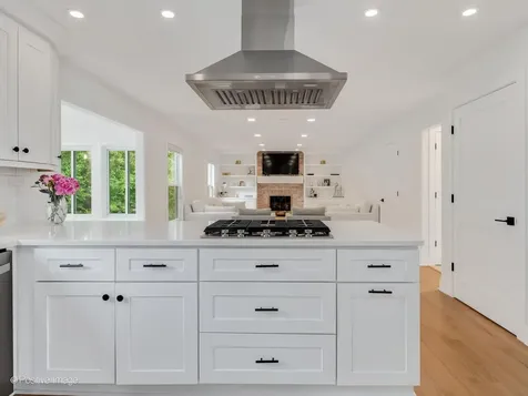 1681 Wilton Court Libertyville IL 60048
