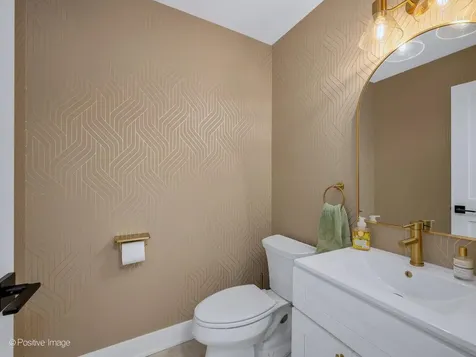 1681 Wilton Court Libertyville IL 60048
